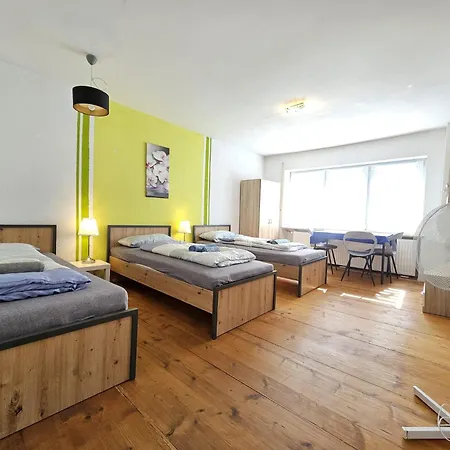 Wohnreich Mitte - 2a - In 3er Wg Pansiyon Blaustein