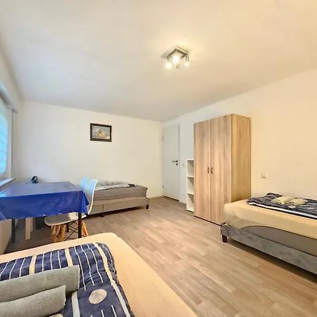 Kwatera prywatna Wohnreich Mitte - 2a - In 3er Wg *