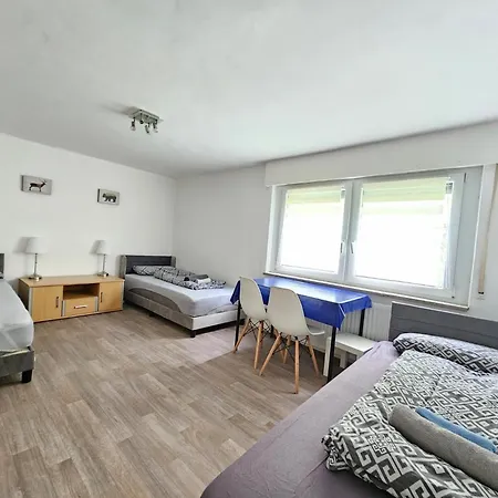 Wohnreich Mitte - 2a - In 3er Wg Quarto em Acomodações Particulares *